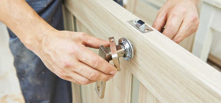interior door repair Valrico